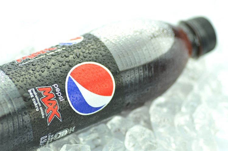 https://www.foodnavigator.com/var/wrbm_gb_food_pharma/storage/images/publications/food-beverage-nutrition/foodnavigator.com/article/2021/06/30/world-s-first-enzymatically-recycled-bottles-developed-for-pepsico-suntory-and-nestle/12606644-1-eng-GB/World-s-first-enzymatically-recycled-bottles-developed-for-PepsiCo-Suntory-and-Nestle.jpg